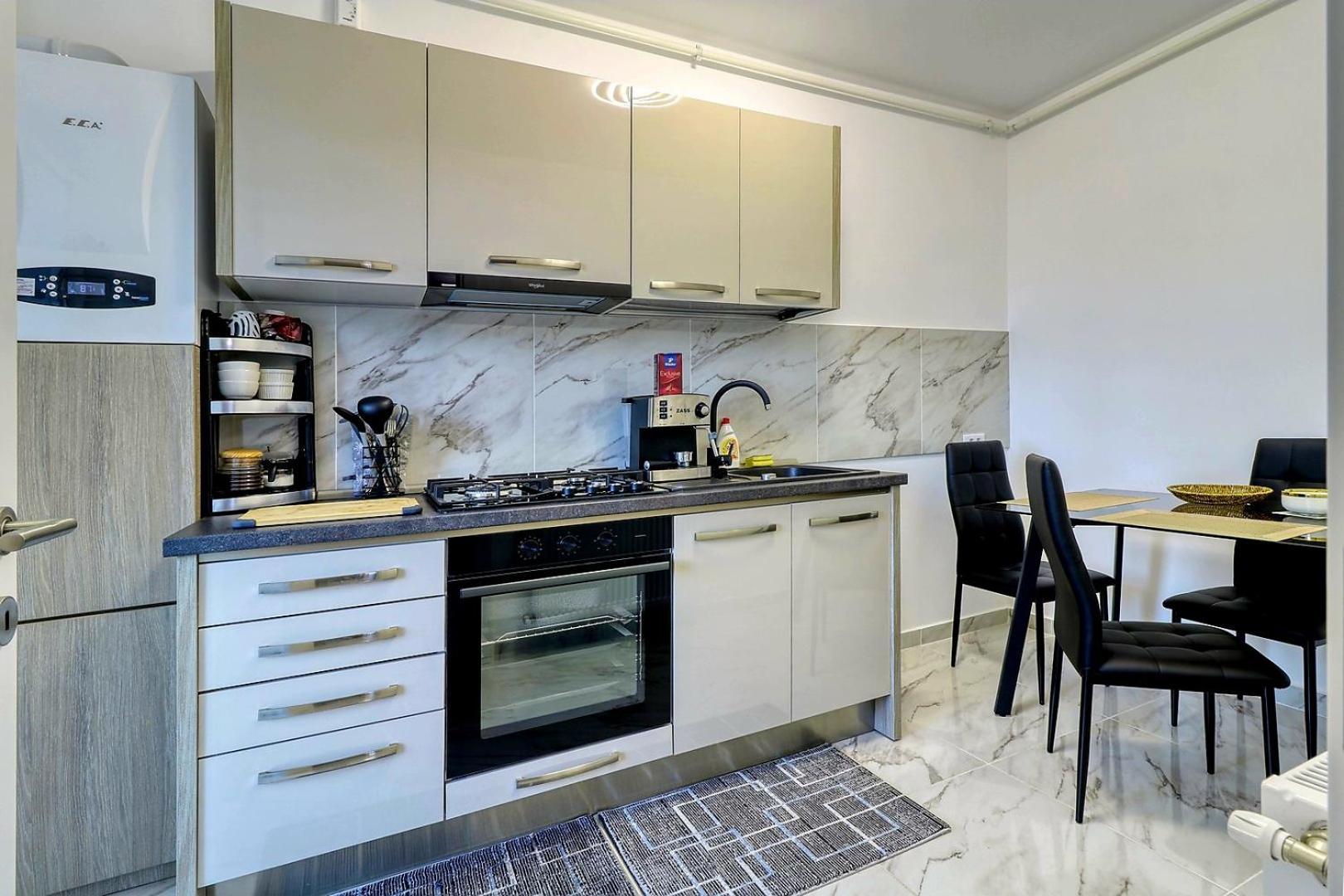 Luxury Apartament Букурещ Екстериор снимка
