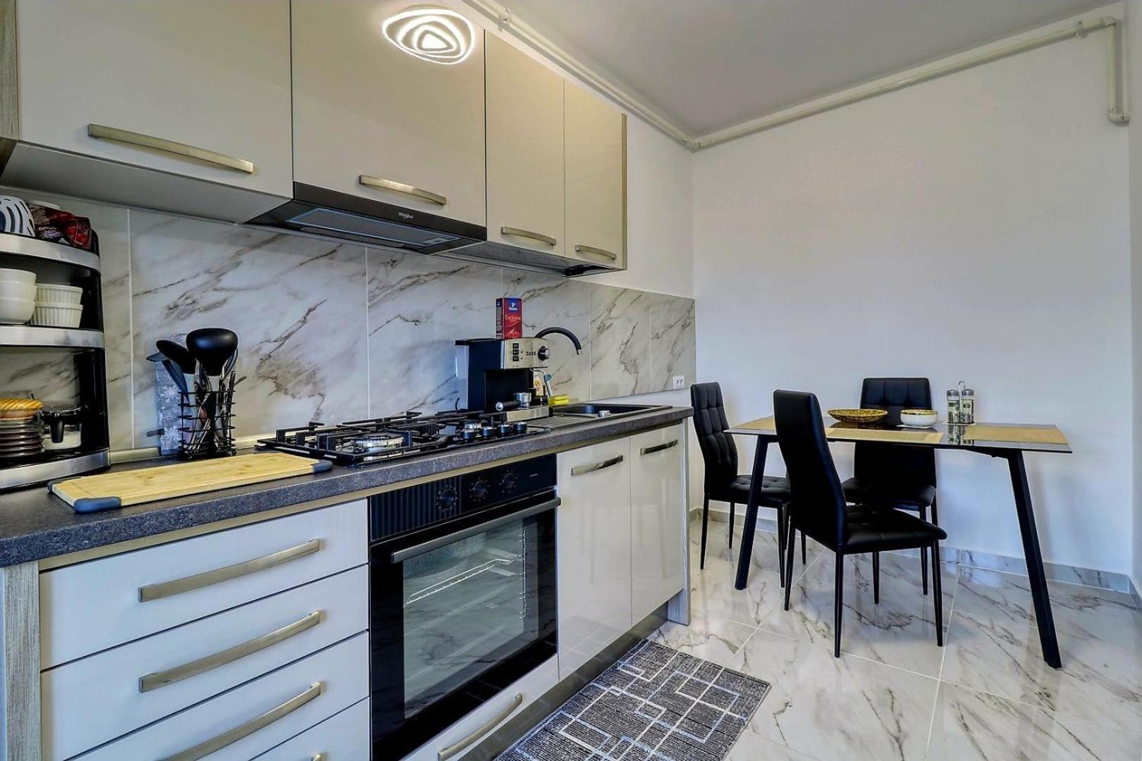 Luxury Apartament Букурещ Екстериор снимка